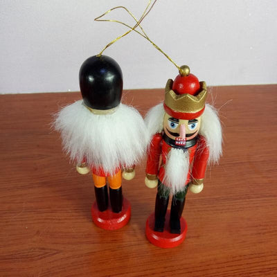 Christmas Decoration 1pcs 12cm Zakka Wood Made Nutcracker Puppet New Year Christmas Desktop Ornaments Drawing Walnuts Soldiers